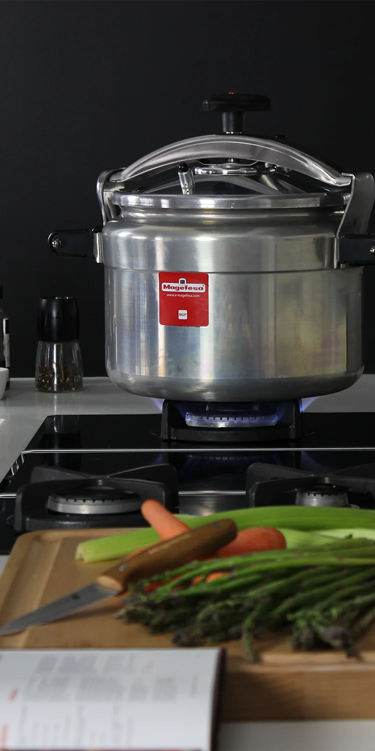 MAGEFESA CHEF OLLA A PRESIÓN RÁPIDA